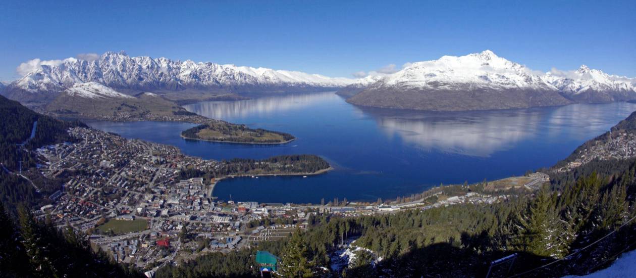 Aerial view of Queenstown and Lake Wakatipu